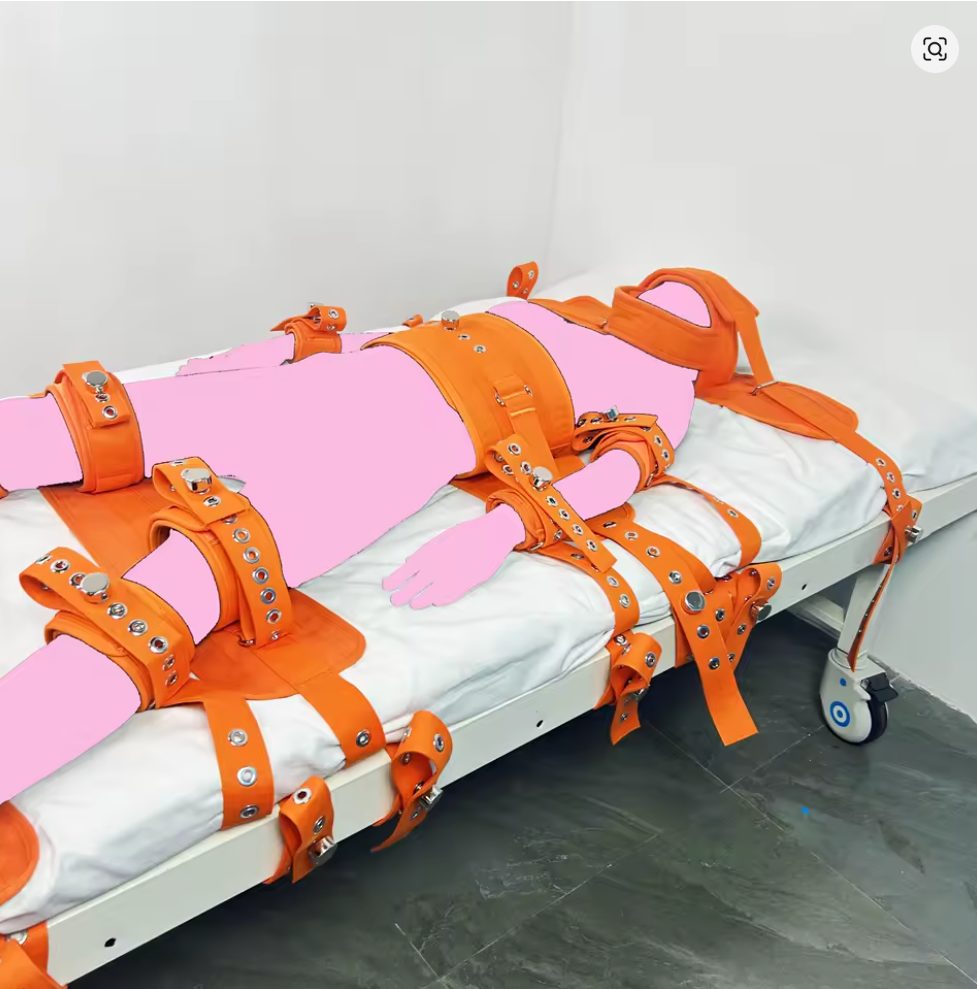 Strapped down - 7 points Asylum Lockable Bed Restraints System Bondage Harness - Image 12